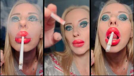 Smoking Davidoff slim gold much dangling close up