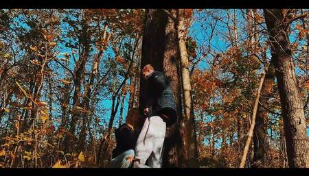 Fucked a Beauty with a Big Ass in the Forest While Walking