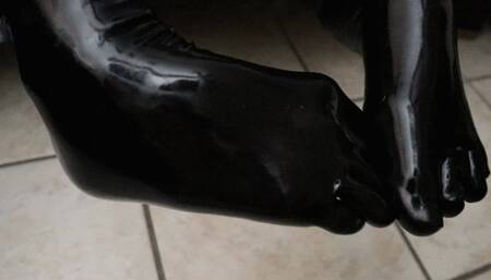 Encased Rubberdoll Vibrates Herself, Moaning Until She Cums Inside Her Suit