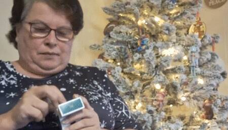 Come and be my human ashtray - casual mature housewife look