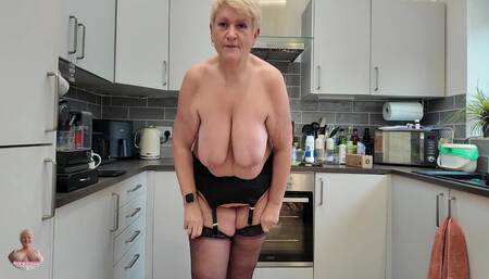 Bake Off At Home With Joolz! - Big Ass Tits