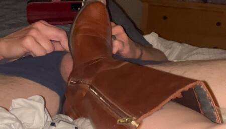 His cock pedal could only handle 3 minutes!