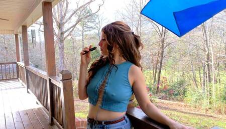 Desperate Pee on Smoke Break