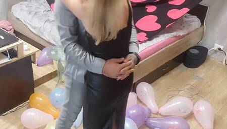 balloons stomping kissing dancing