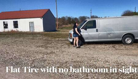 Lemon Drop Has A Flat With No Bathroom In Sight