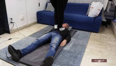 A989 Lady Bea in Ti Calpesto con tutto il mio peso