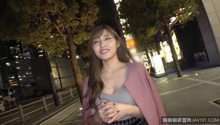 261ARA-331 【最強SSS級】21歳【別格の可愛さ】あかりちゃん参上！見惚れるほどの可愛さを持つ彼女の