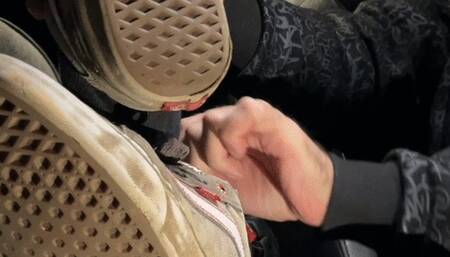 Max, 21 yo straight skaterboy, tickled in the car (Full HD)