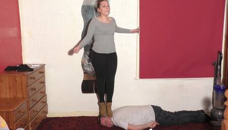 Dancing Sophie 334 (4K)