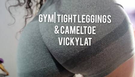 Goddess wearing tight leggins, cameltoe