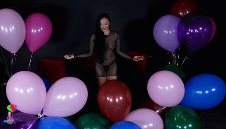 Roxy Pops Helium Balloons with Fire 4K (3980x2160)