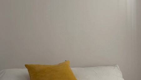 Ignored by a Smoking Bookworm