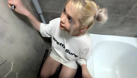 A Sea of Cum Floods Her Mouth