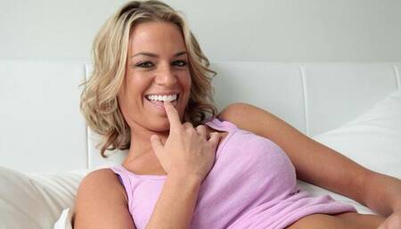 Elegant Britney Belle's milf porn