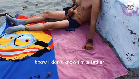 Exhibitionist: This Is How a Blowjob Is Done on the Public Beach,happy Ending