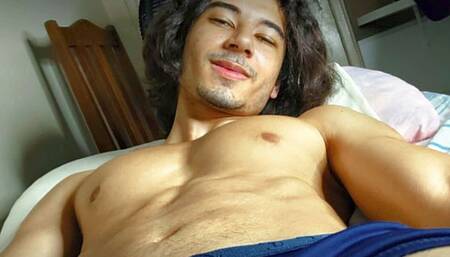 Ohh I Can't Resist My Hot Body...