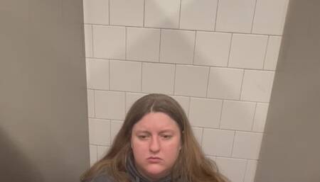 Food lion front view