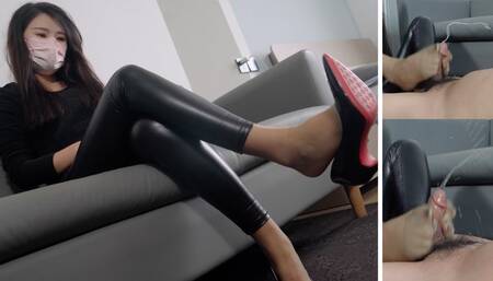 Mistress who likes to wear leather pants - footjobs