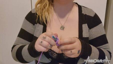 Hand Rubbing (Kinkmas Day 07: Hand Finger Fetish)