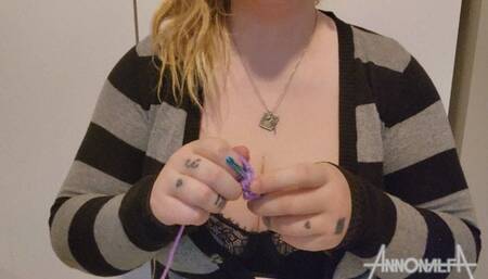 Hand and Finger Rubbing (Kinkmas Day 07: Hand Finger Fetish)