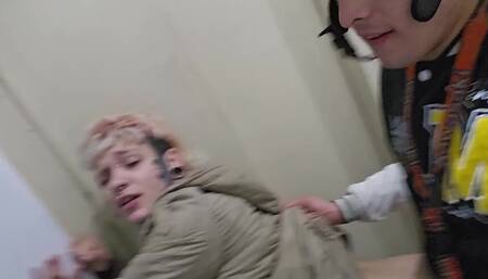 I Fucked a Bisexual Argentinian While We Were Waiting for the Elevator