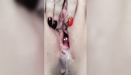 Big Pussy Cums with Squirt