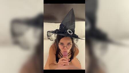 I Always Said That What Debora Prado Does with My Dick Is Witchcraft and She Dressed up as a Witch to Swallow My Rod