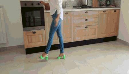 One sandal under the bed, Squeezed by the bed AVI (1920x1080) FHD