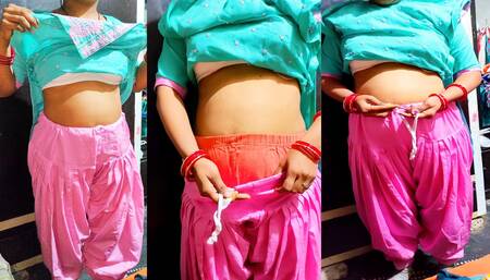 Video of Desi Villager Bhabhi Changing Clothes (hindi Audio)
