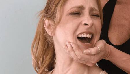 An unbearable neck pain ( FACE PAIN )