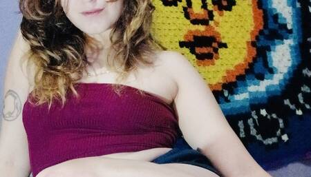 Watch me play with one of my favorite vibrators!