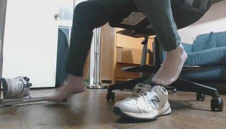 Pure Nylons Shoeplay