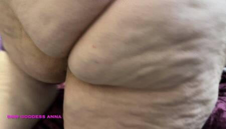 Naked BBW Foot Tease