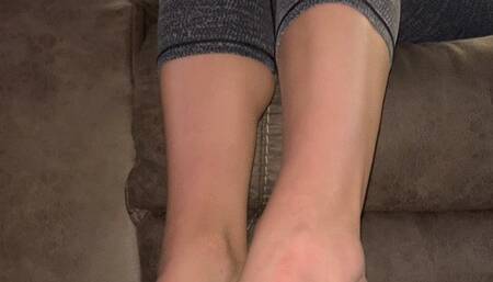 Flip Flop Findom JOI - Ivys Oily Feet