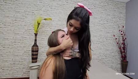 The little princess dominating with her hands - VOL #691 - MIRELA LITTLE PRINCESS - NEW MF - DEC 2024 - CLIP 02