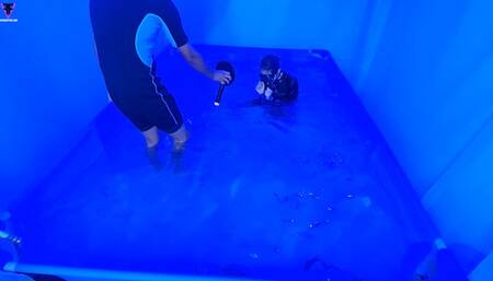 BTS Horror underwater black out bondage Sattira