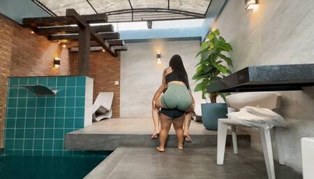 DWARF GIRL TRY TO CARRY ASIAN PRINCESS PART 4 By ANANZINHA AND YUMME CAM BY DANI FULL HD