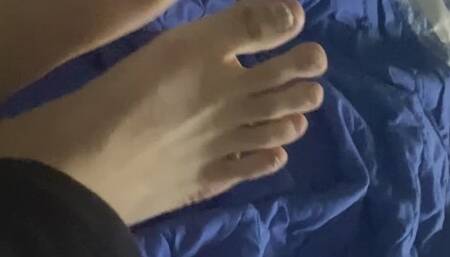 Male feet ???? come and see