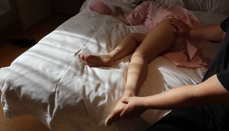 Nurse is tickled after get off work