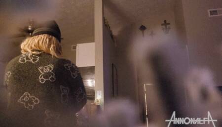 Christmas Creeper (Kinkmas Day 11: Candid)