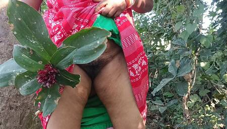 Bhabhi Sucks in the Jungle