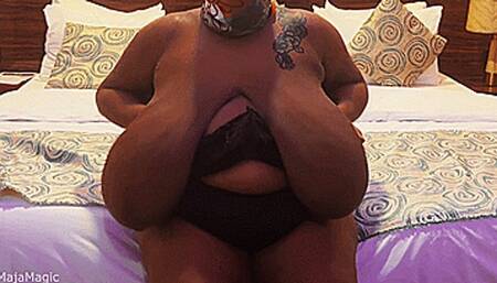 Maja meets Gabrielle Part 6 - Armpits and Big Boobs Clapping Part 2 - Big Boobs Bouncing from Below (Clip No 2790 - mp4 version)