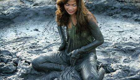 Joan's Hilltop Mud Arousal