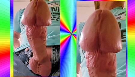 Twink Shows Close up of Big Cock and Big Cumshot