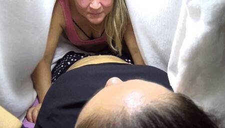 blow sensual loud and soft raspberries T