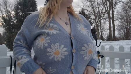 Snow Day (Kinkmas Day 12: Outdoors)