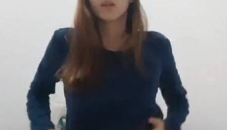 Sexy Princess Farting Yummy For You By Aretha Lude AMATEUR FART Cam By Aline Full HD