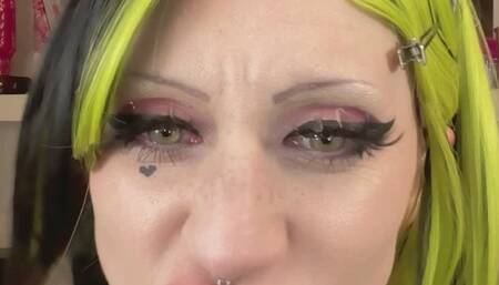 E-Girl Bubblegum Chewing Blowing Popping