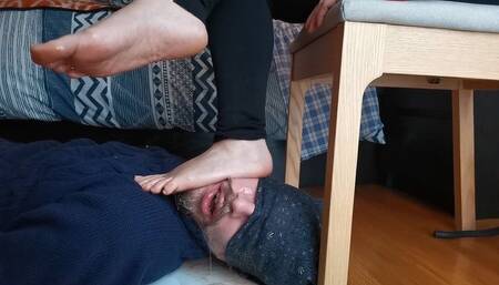 Foot gag facefuck and toe wiggle