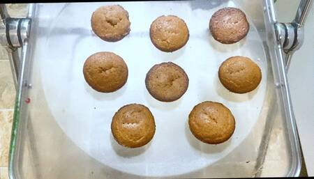 Crush - Goddess MXDominion's Bubble Butt Crushes Freshly Baked Pumpkin Muffins, ass fetish, femdom, mindfuck  4k